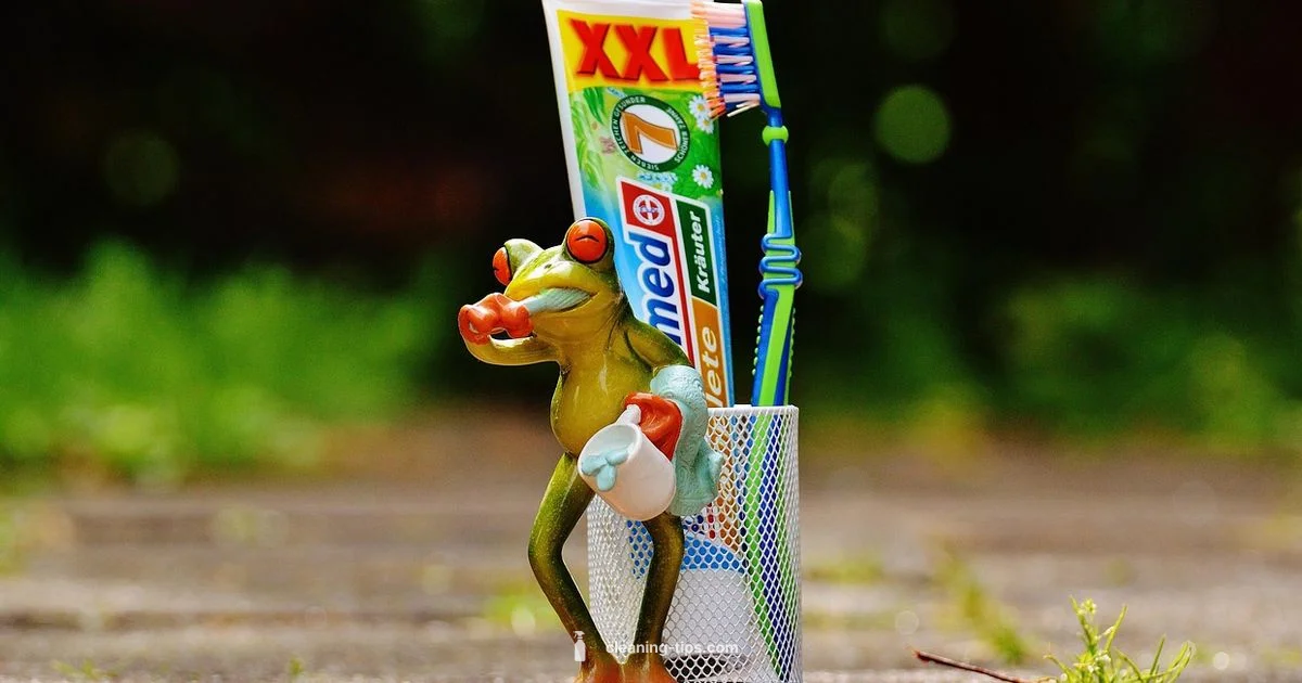 Bright Smile Routine Bright Smile Routine - Cleaning Tips