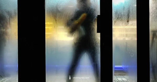 Streak-Free Glass - Cleaning Tips