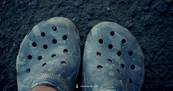 Crocs Cleaning Guide - Cleaning Tips