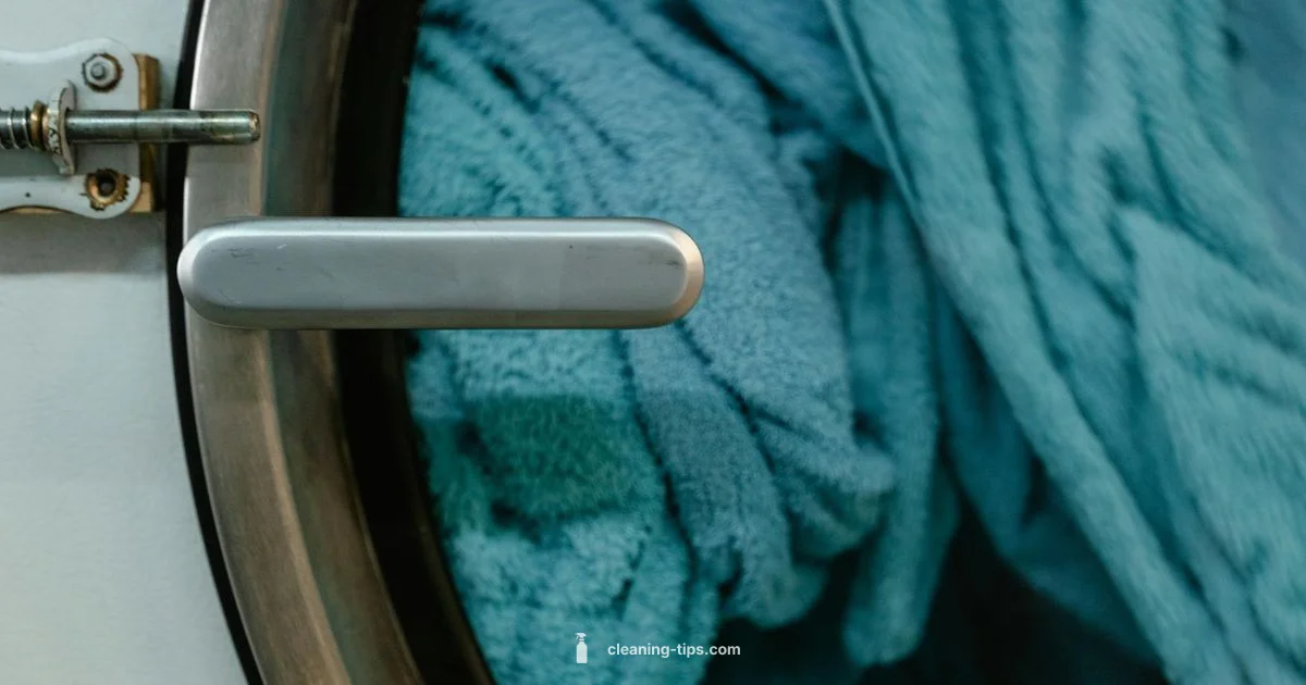 Mold Cleaning Guide Mold Cleaning Guide - Cleaning Tips