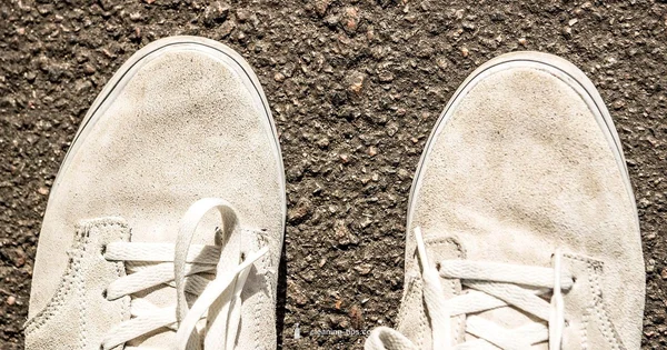 Suede Shoes Care - Cleaning Tips