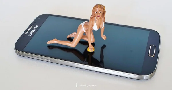 Clean TV Screen - Cleaning Tips