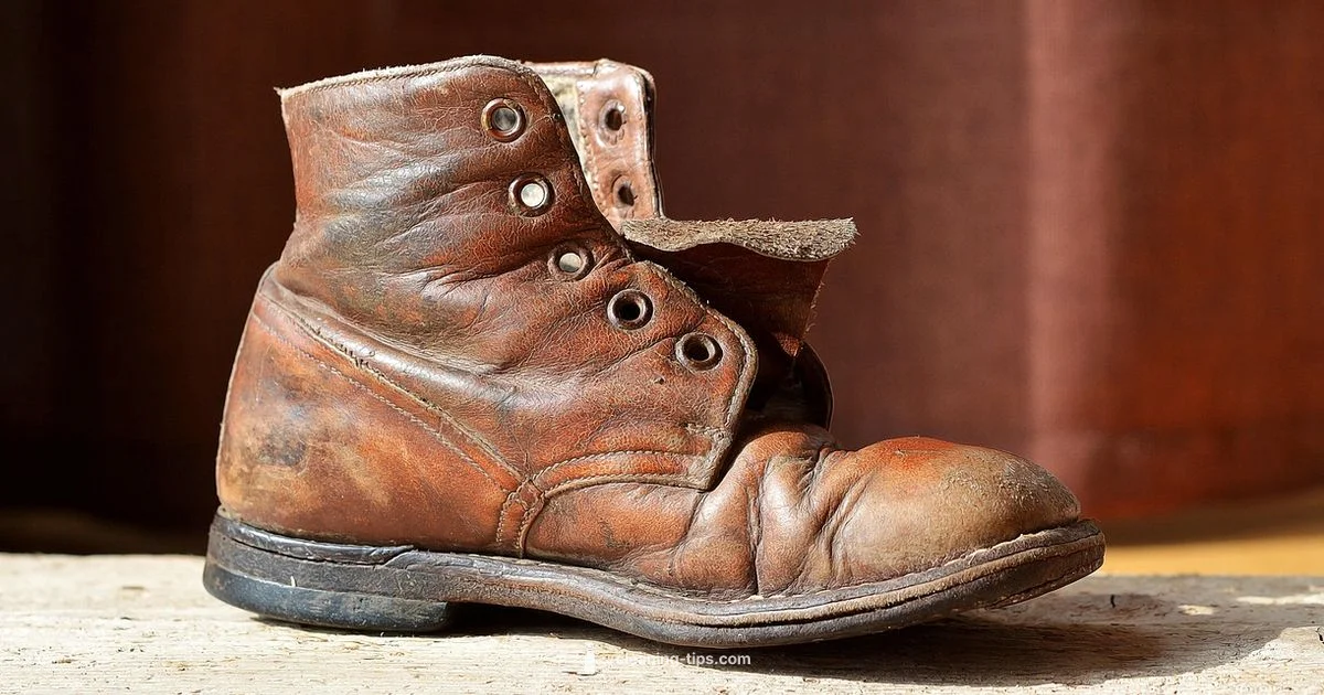 Clean Shoes Guide - Cleaning Tips