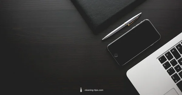 Safe Phone Cleaning - Cleaning Tips