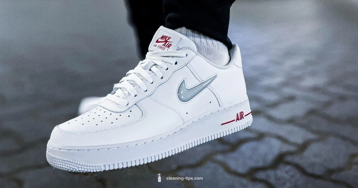 White Shoes Cleaning - Cleaning Tips