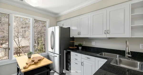 Bleach Alternatives - Cleaning Tips