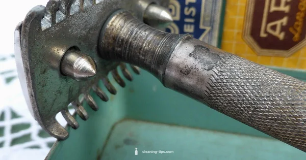 Armpit Hygiene Guide - Cleaning Tips