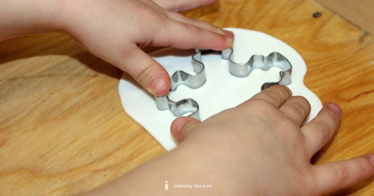 Mold Cleaning Guide - Cleaning Tips